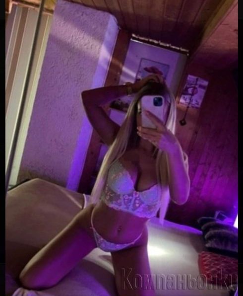 NANCY-NATURAL BUSTY-CURVY-TOP-NEW