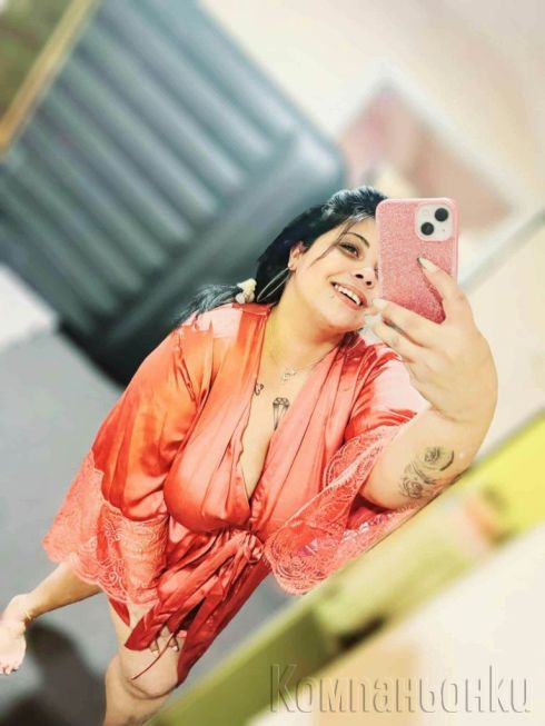богинята на френската любов 😜 ☎️❤️😘