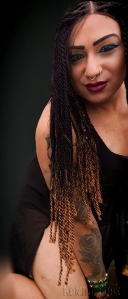 Транс Моника Queen 19 см Акт/Пас