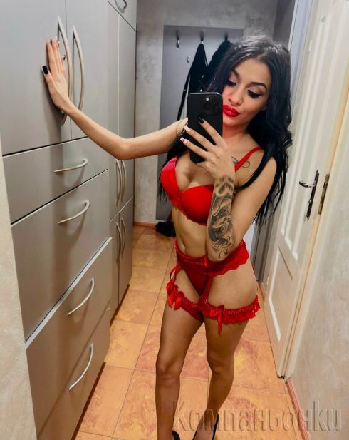 Твоето секси миньонче предлагам и бърза опция😘