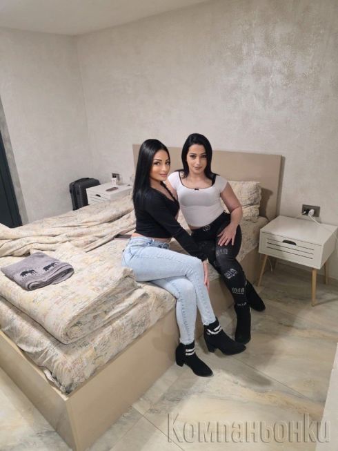 Две сладурани ви очакват 💖💖💖