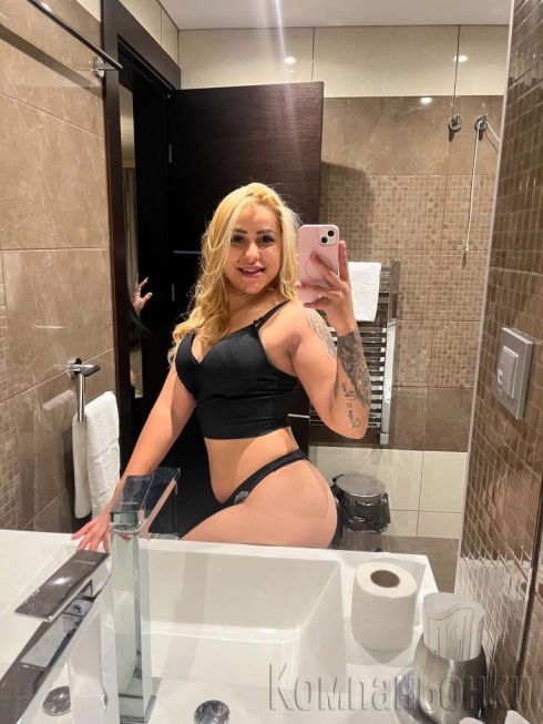 Hot girl 🔥