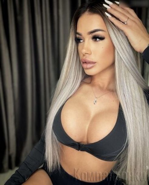 💎 Изискана руса дама с пленителен чар