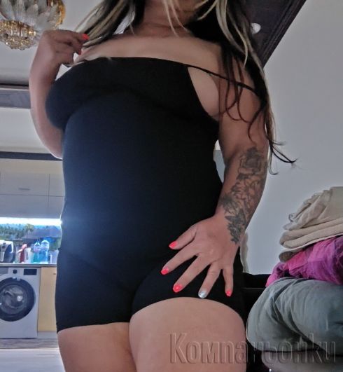 GIRL EROTIC MASSAGE + SEX