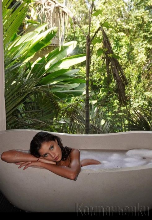 Реално момиче