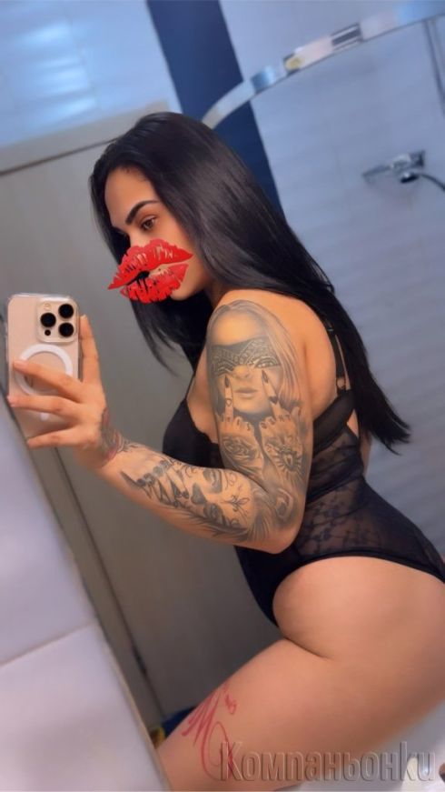 🎀hot brunette🎀