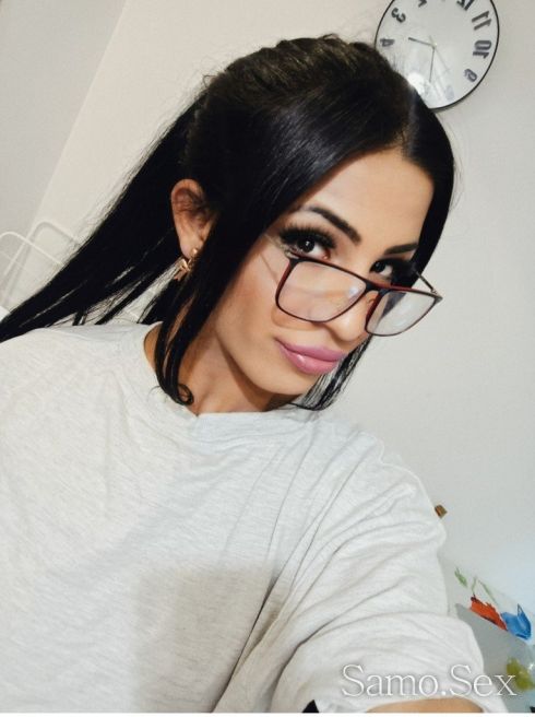 ТрансСексуална Дълбоко гърло сълзи и Лиги  🫣🥵 -  снимка 3