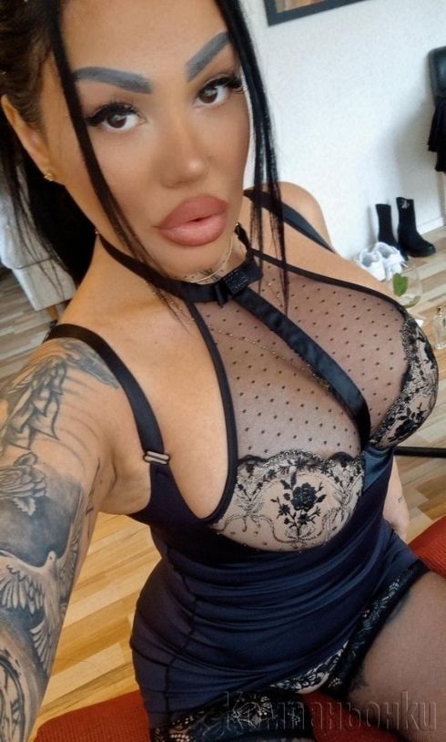 🥵🔥Daddy I’m so hot 🥵🔥
