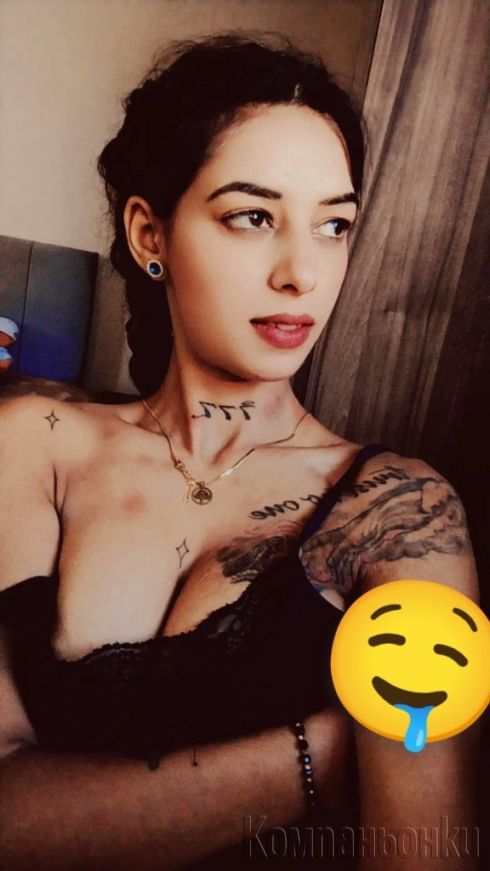 Анално глезла😘😘🤤