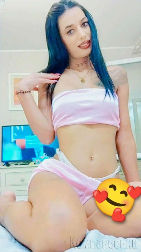 Сексипилно момиче 😜🤤