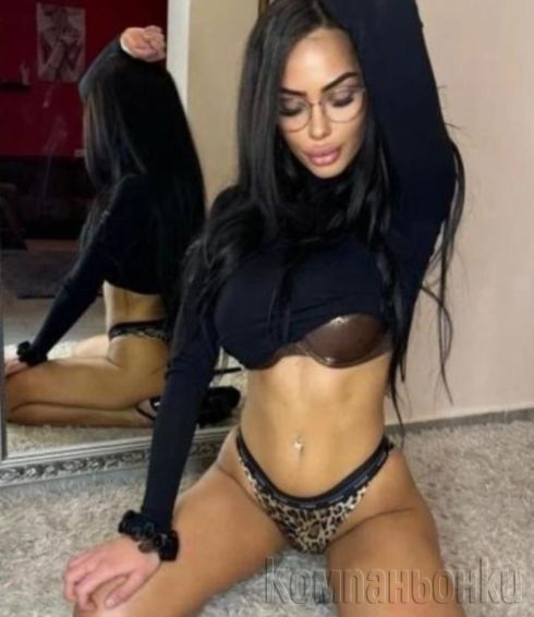 23 годишна секси и гореща на ваш терен