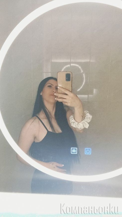 Винаги усмихната и супер държание