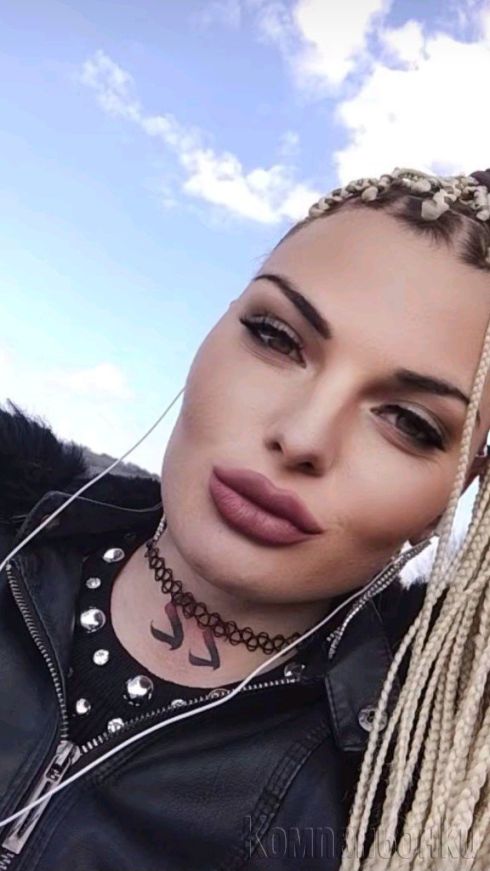 💋 „Търся страстни и дискретни срещи“