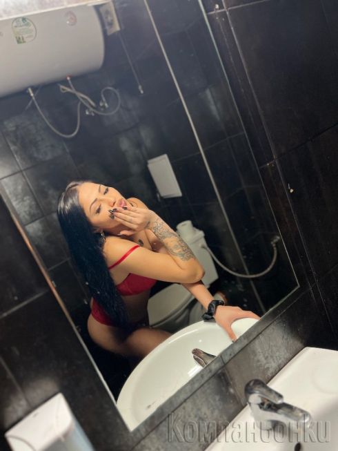 Pamela Нова съм във вашия град