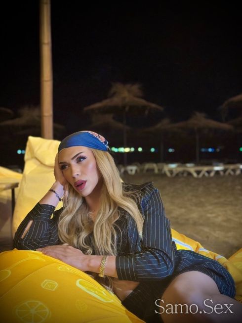 isabella fortuna It’s time for short parti🥃 -  снимка 3