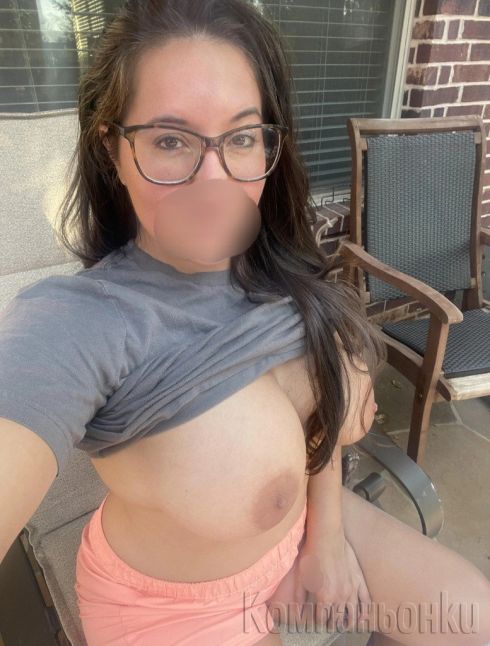 Нова палава студентка от УНСС.Дискретност!