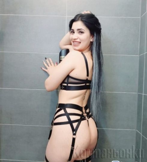 🔥огнена брюнетка🔥