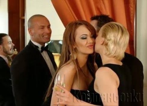 Тази вечер организираме суинг парти за двойки и семейства